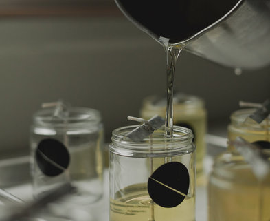 Medium candlemakingwithparticle2